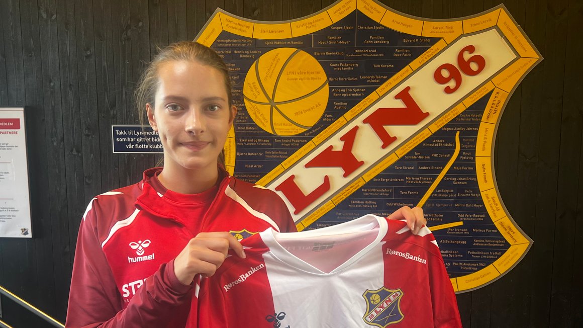 Melgård med proffkontrakt