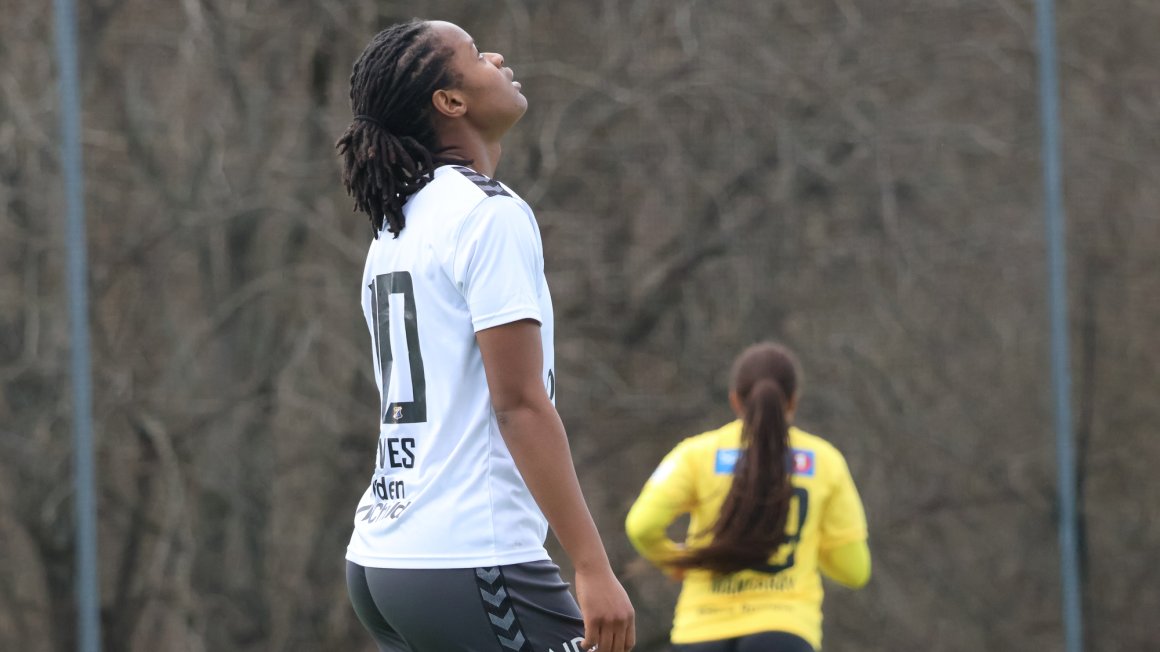 Ett poeng hjem fra Molde