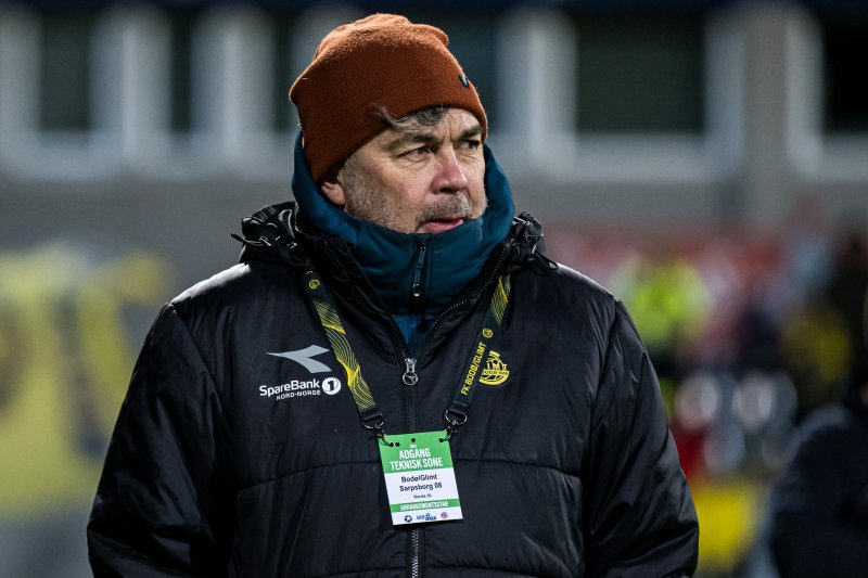 Frode Thomassen før kampen mot Sarpsborg 08 i Eliteserien i desember i fjor. Foto: Marius Simensen / BILDBYRÅN