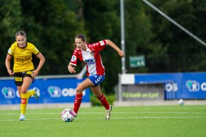 Maia Melgård i treningskampen mot LSK Kvinner. Foto: Nicholas Noreng