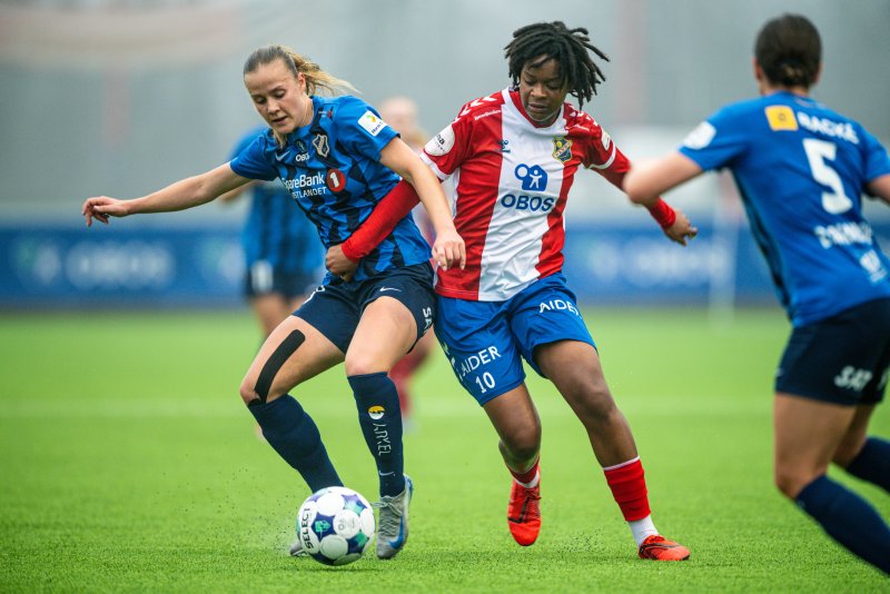 Stabæk-forsvaret slet mot Joshualyn Reeves ved sist møte. Foto: Kladd.no / Lars Opstad