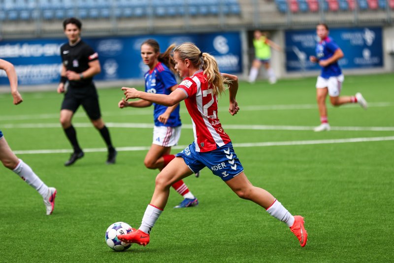 Mathilde Aasdokken med scoring i Lyn-debuten. Foto: Petter Alexandersen.