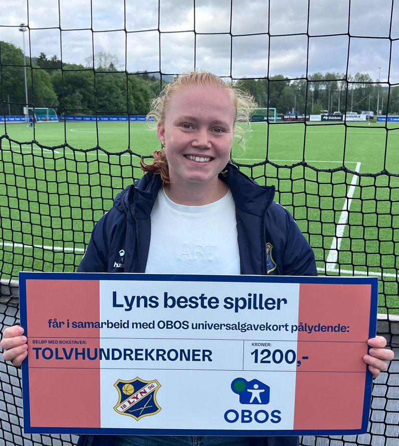 En bli Solveig etter tre poeng og OBOS Banens beste. Foto: Lyn / Thomas Nordeng