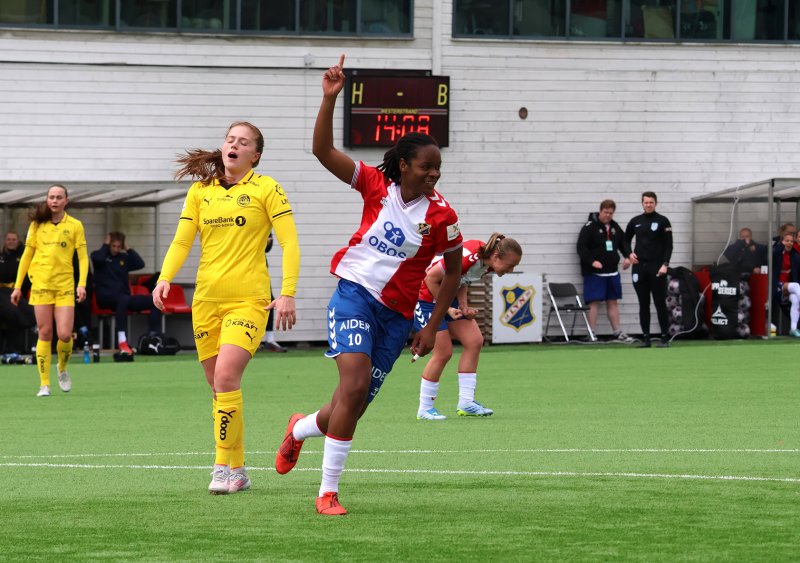 Joshualyn Reeves i scoringform. Foto: Lyn / Thomas Nordeng